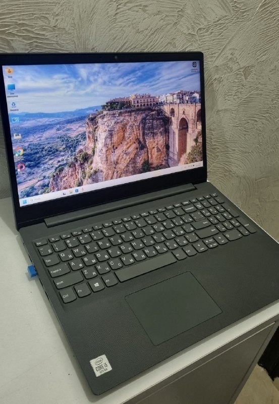 Продам ноутбук Lenovo V15 💻 — фото 1