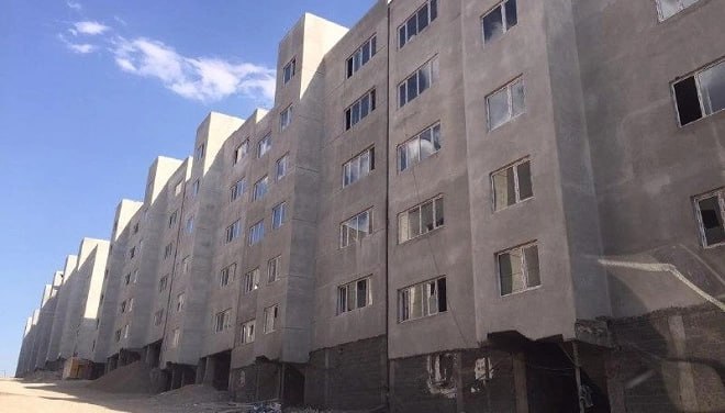Iranjib | ایران جیب: 🏠 کابوس 20 ساله مسکن مهر بیش از 20 سال از آغاز اجرای طرح مسکن مهر میگذرد، اما هنوز حداقل 80000 واحد تکمیل و تحویل نشده