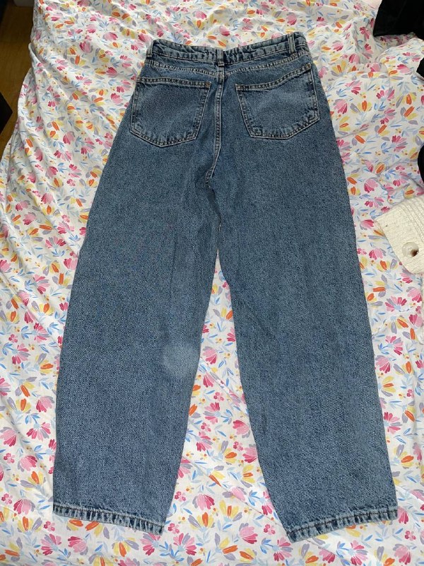 Джинсы Zara XS-S (40 лари)