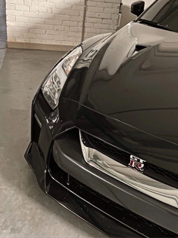Nissan GTR 2