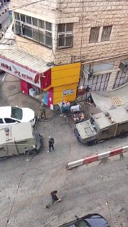 כוחות הכיבוש מסתערים על העיר חברון