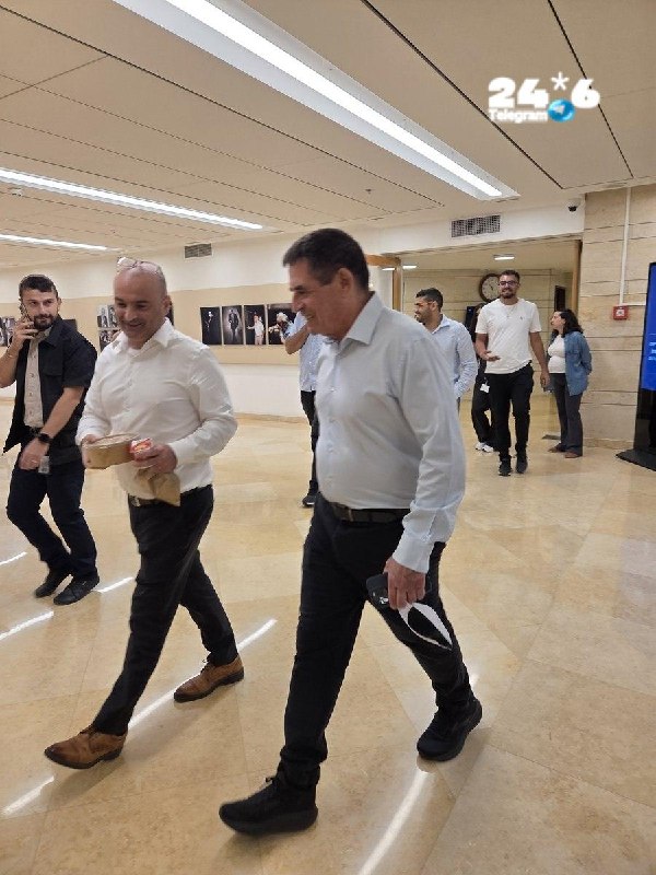 🇮🇱 בדרך לרע"ם? סגלוביץ נכנס ליו"ר הכנסת להגיש את התפטרותו מהכנסת.