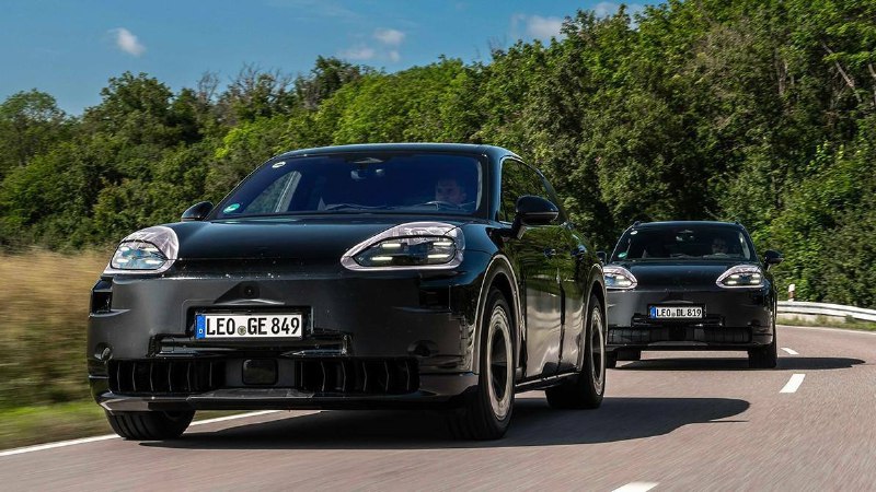 Электрический Porsche Cayenne получит беспроводную зарядку