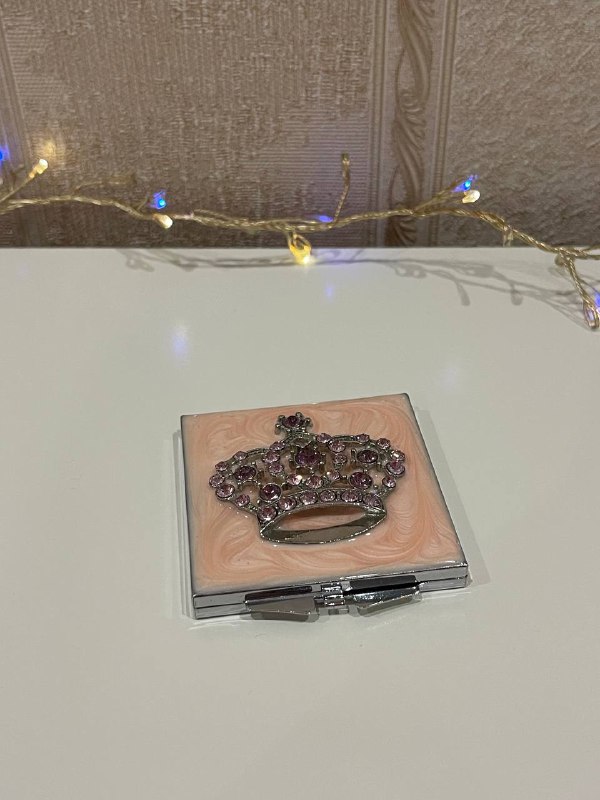 🪞 Маленькое распашное зеркало — фото 1