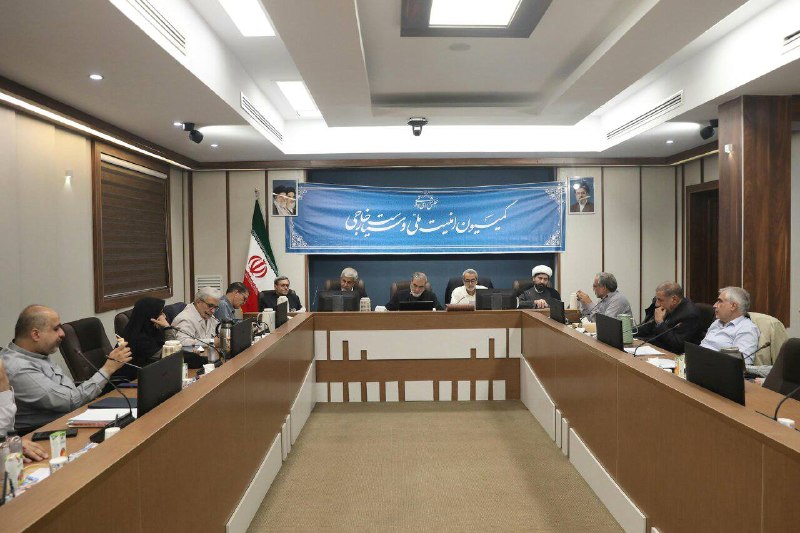 خبرگزاری خانه ملت: 📌 تکلیف ستاد کل نیروهای مسلح برای تعیین ضوابط تردد در تنگه هرمزسعیدی، عضو هیاترئیسه کمیسیون امنیت ملی: 🔹پنجمین نشست برر