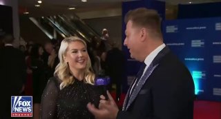 Пресс-секретарь Белого дома Кэролайн Левитт перед ужином с Трампом, во время которого произошла стрельба, анонсировала его речь формулировкой «some shots fired tonight».Левитт имела в виду, что от Трампа прозвучат острые заявления, но дословно это переводи