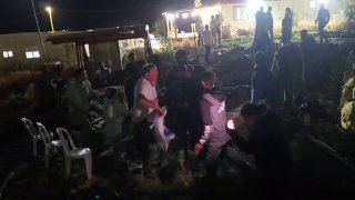 מתנחלים תקפו בתים והניפו דגל ישראל בדרום חברון