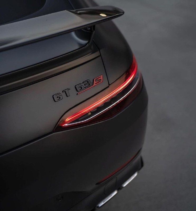 Mercedes-AMG GT63 S 6