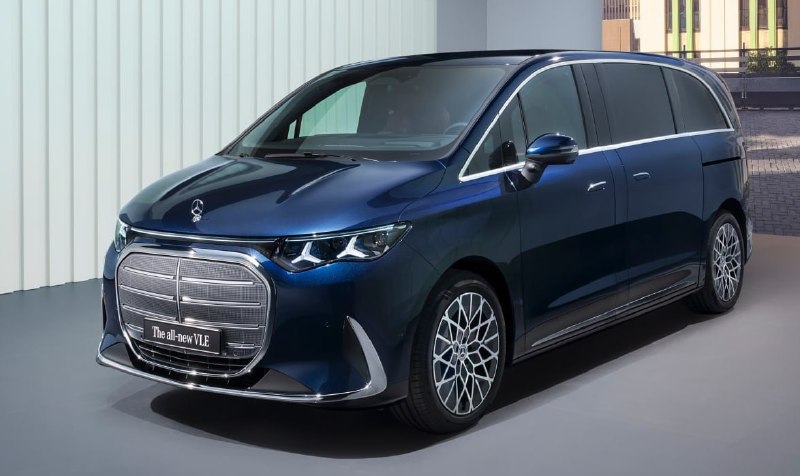 Mercedes-Benz озвучил цены на новый VLE