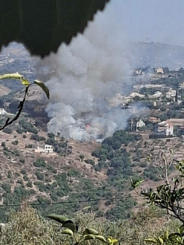 🚨הכיבוש שורף בתים בעיירה טלושה והפצצת ארטילריה מכוונת לעיירה אל-מנצורי