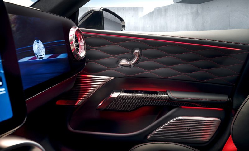 Раскрыт интерьер нового Mercedes-AMG GT 4-door Coupe 4