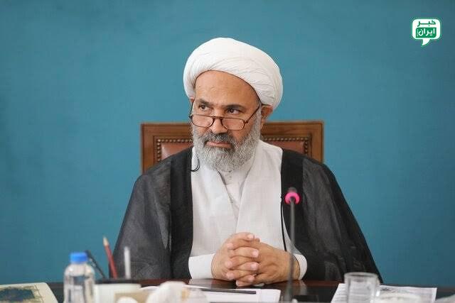 خبر اصفهان: «پژمانفر» رئیس کمیسیون اصل ۹۰ مجلس ماندسخنگوی هیئترئیسه مجلس: در جلسه صحن علنی امروز مجلس شورای اسلامی، آقای نصرالله پژ