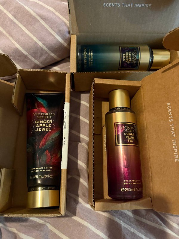 Абсолютно новое. Оригинал. Запечатанное. Лично заказывала с Американского сайта. Желательно все в од