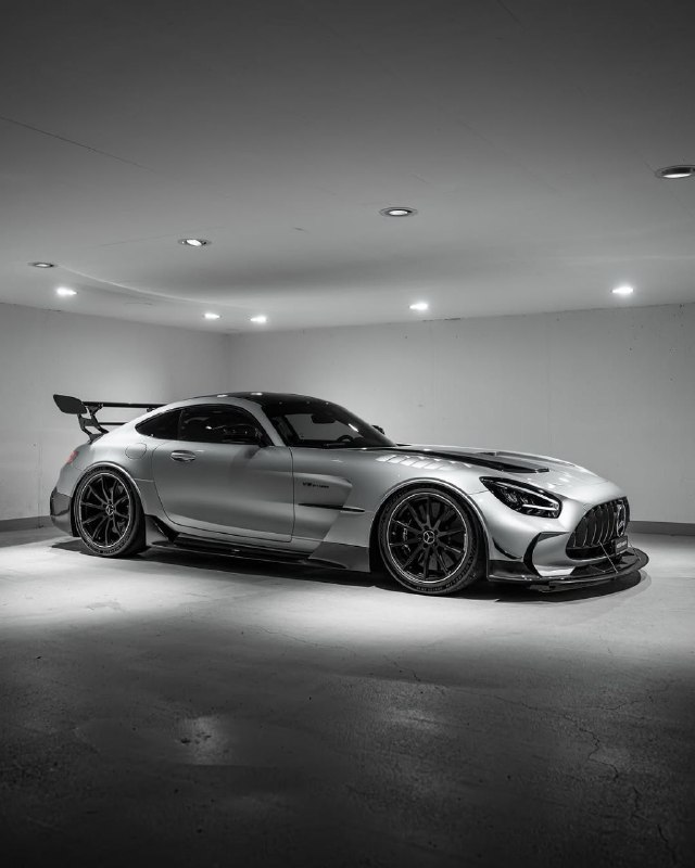731 HP Mercedes-AMG GT Black Series V8 5