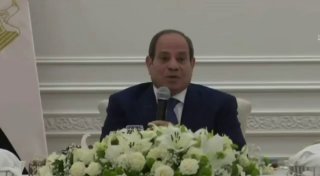 New: Egyptian President al-Sisi defends Netanyahu and Israel: "Netanyahu is responsible for his country, and he knows very well that Egypt will never pose a threat." He once asked me, “Why are you arming yourself? "He asked me that question. He said, "Why are you buying a gun? " I said to him, "I have never seen the power of Israel as a threat to me, and I believe that you should also face us on the basis that the power of Egypt is not a threat to you. ".