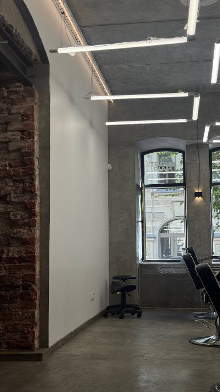 Давно не было такой суеты:9:30 — предложение по Бали10:00 — встреча по помещению для мастерской11:00 — просмотр short hair и  обсуждение детали ремонта 13:30 — самолет в Москву16:30 — встреча в Мск19:00 — открытие Studio Slow 00:30 — самолет в Питер Да поможет мне бог, успеть сейчас на самолет 🤣Давно не было такой суеты:9:30 — предложение по Бали10:00 — встреча по помещению для мастерской11:00 — просмотр short hair и  обсуждение детали ремонта 13:30 — самолет в Москву16:30 — встреча в Мск19:00 — открытие Studio Slow 00:30 — самолет в Питер Да поможет мне бог, успеть сейчас на самолет 🤣