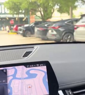 כאחד האדם: אוהד נתקל בליונל מסי יוצא מחנות במיאמי 🤩🇦🇷