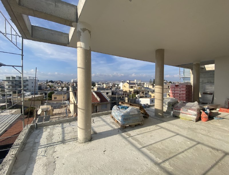 2-bed penthouse with roof garden in Zakaki, Limassol photo 3