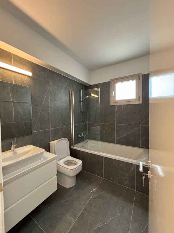Brand new 2-bed apartment with sea views in Universal, Paphos photo 8
