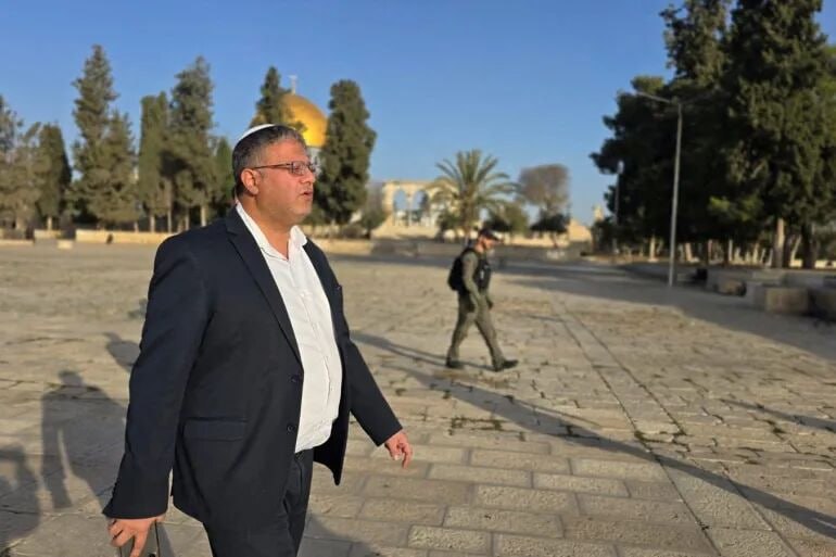 משרד אווקף אלסלמי הפלסטיני קרא לתגובה גלובלית לחילול מסגד אל-אקצא
