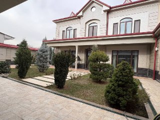 Продается Евро-дом в Алмазарском районе