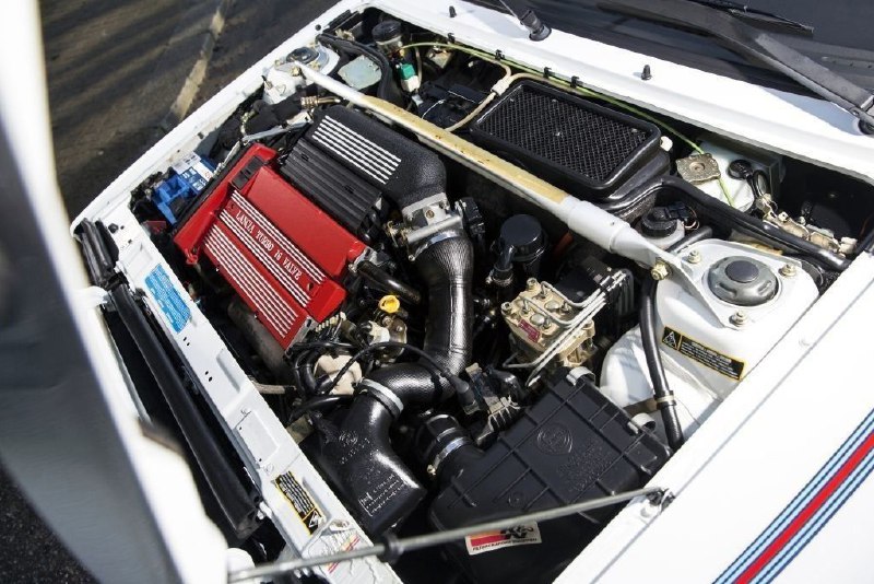 Lancia Delta HF Integrale Evoluzione "Martini 5" (831) 3