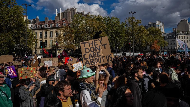 Nothing will stop us'': French student protests show little sign of ending