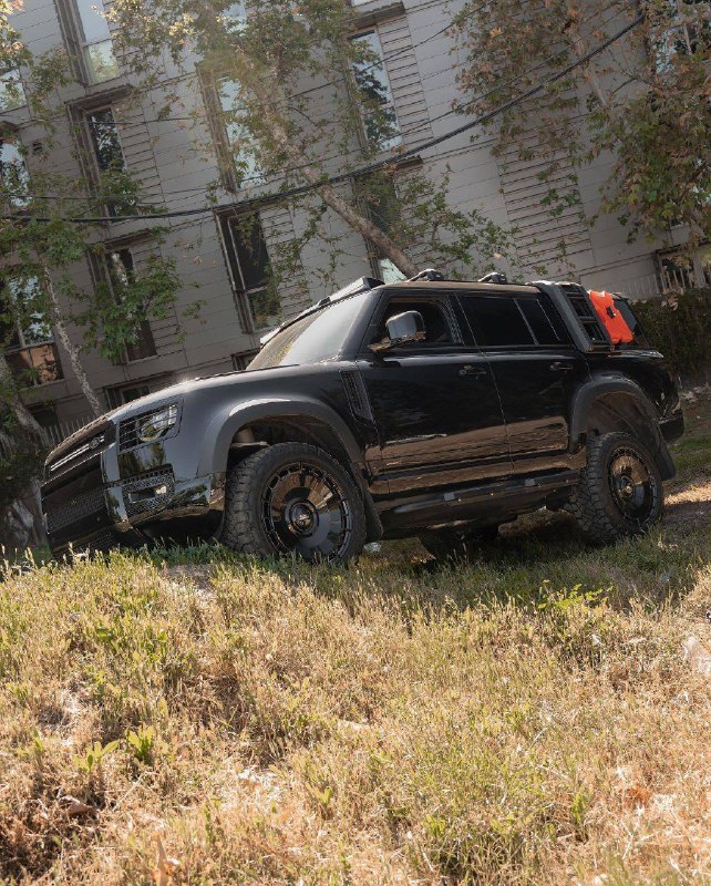 Defender 130 3
