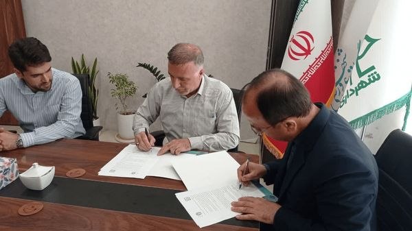 اخبار آذربایجان غربی: خانه صنایع دستی و هنرهای سنتی خوی ایجاد می شود🔹رئیس سازمان فرهنگی اجتماعی شهرداری خوی: تفاهم‌نامه مشترک ویژه ایجاد خانه 