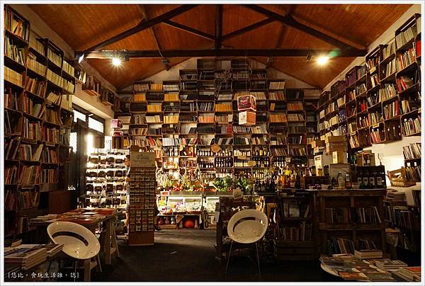 [葡萄牙自助|Obidos歐比多斯/奧比杜斯 下。複合式書店與餐廳]