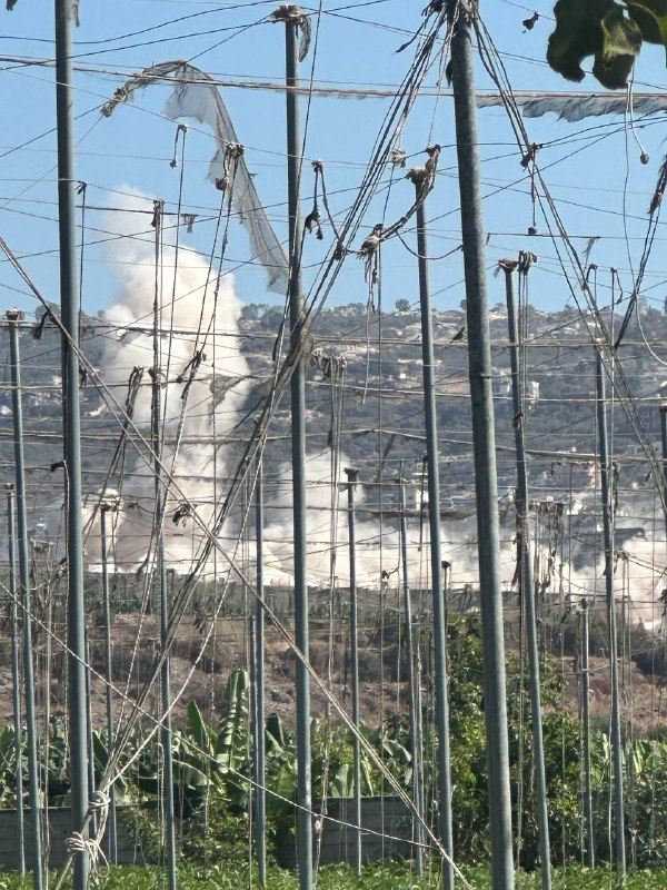 שוב, הפצצה ישראלית בעיירה מנצורי