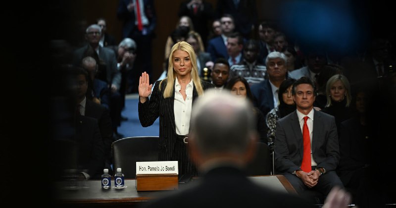 U.S. AG Pam Bondi Sold More than $1 Million in Trump Media Stock the Day Trump Announced Sweeping Tariffs