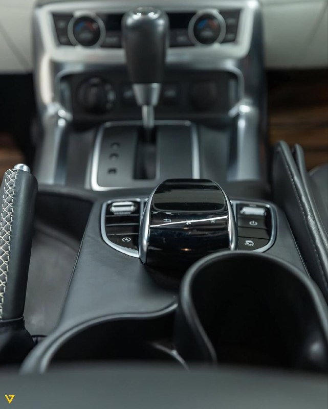 Luxury Pickup: X 350 d 4MATIC V6 Turbo Yachting Edition 8