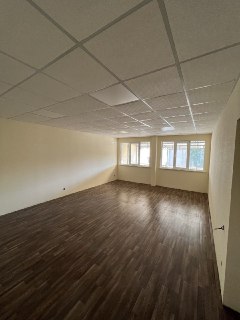 Ofis ijaraga beriladi mojjal Izza Orikzor