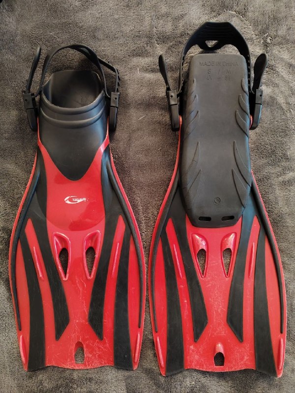 Продам ласты. — фото 1