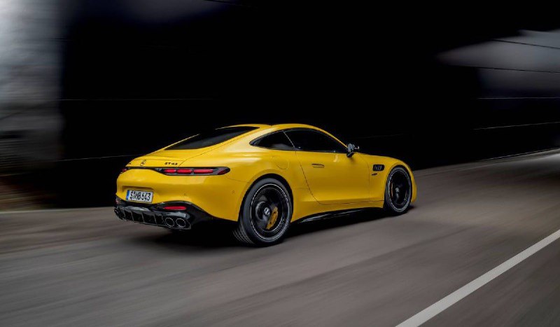 Представлен базовый Mercedes-AMG GT — 421 л.с. и 500 Нм 3