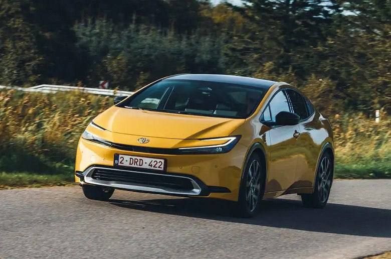 Представлен европейский Toyota Prius 2024 — очень мощный и динамичныйНовый Toyot