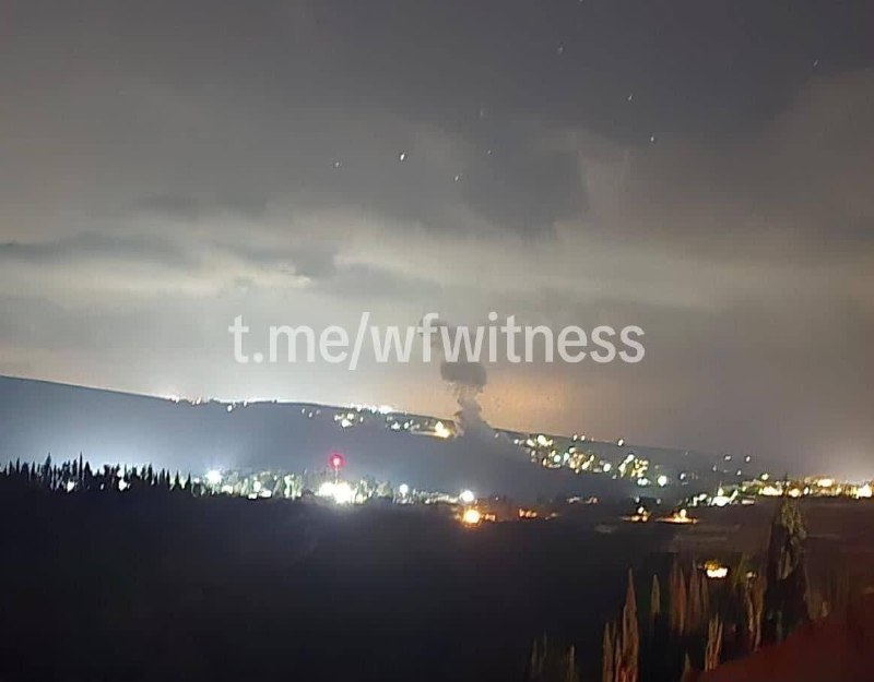 ️🇱🇧🇮🇱 תמונה של התקיפה האווירית הישראלית על העיירה אל מנסורי, דרום לבנון.