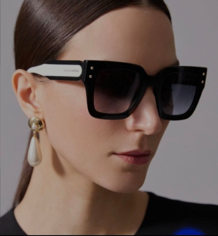 Оригинальные новые очки “ Carolina Herrera «. Куплены в Италии. Цена 700 лари. — фото 1