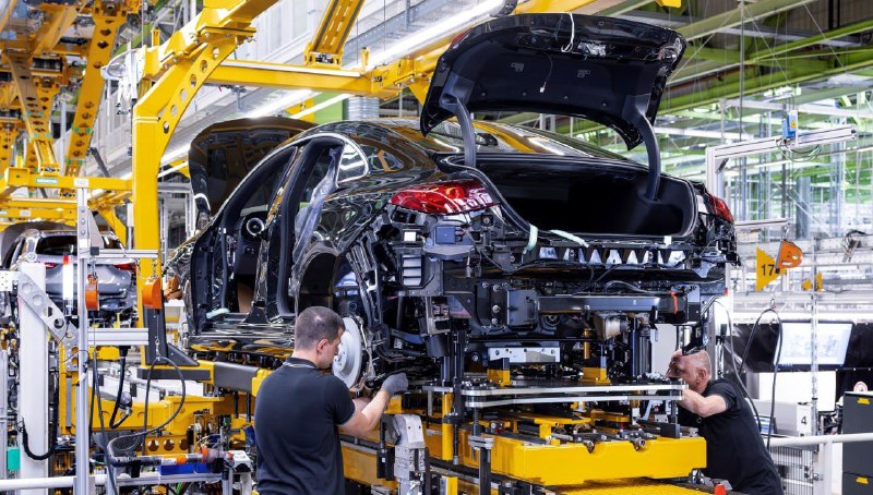 Mercedes начал выпуск нового CLA в Германии 2