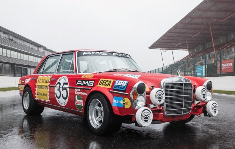 Бывший дизайнер Mercedes пересмотрел культовый 300 SEL AMG 4