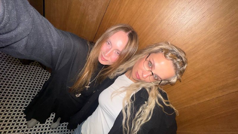 — Процесс создания новой коллекции для бренда украшений HAIRPIN;— ожидание любимого человека из командировки;— поиск нового жилья;— разработка дизайн-проекта мастерской;— встречи с друзьями;— мои открытия в косметологии и заботе о себе;— новые друзьяОтличный август. Как никогда, чувствую себя живой 😌— Процесс создания новой коллекции для бренда украшений HAIRPIN;— ожидание любимого человека из командировки;— поиск нового жилья;— разработка дизайн-проекта мастерской;— встречи с друзьями;— мои открытия в косметологии и заботе о себе;— новые друзьяОтличный август. Как никогда, чувствую себя живой 😌