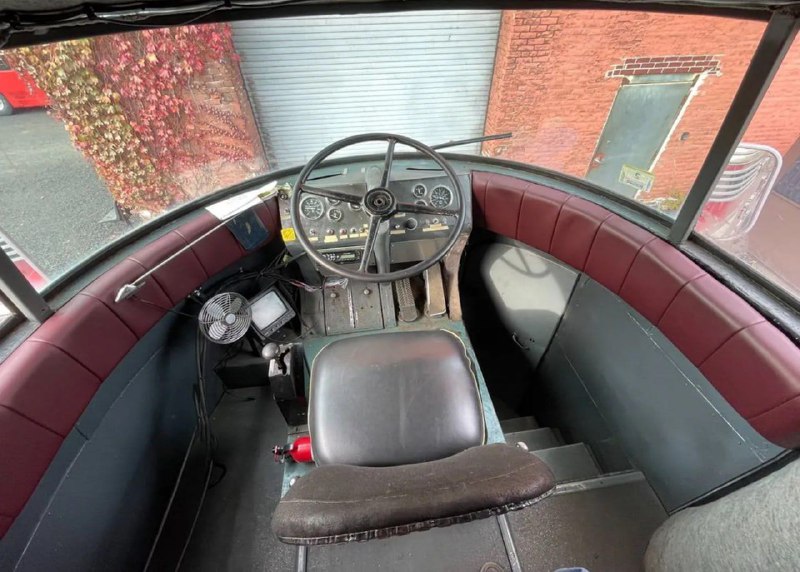 Редчайший GM Futurliner 1940 года пустят с молотка за миллион долларов 5