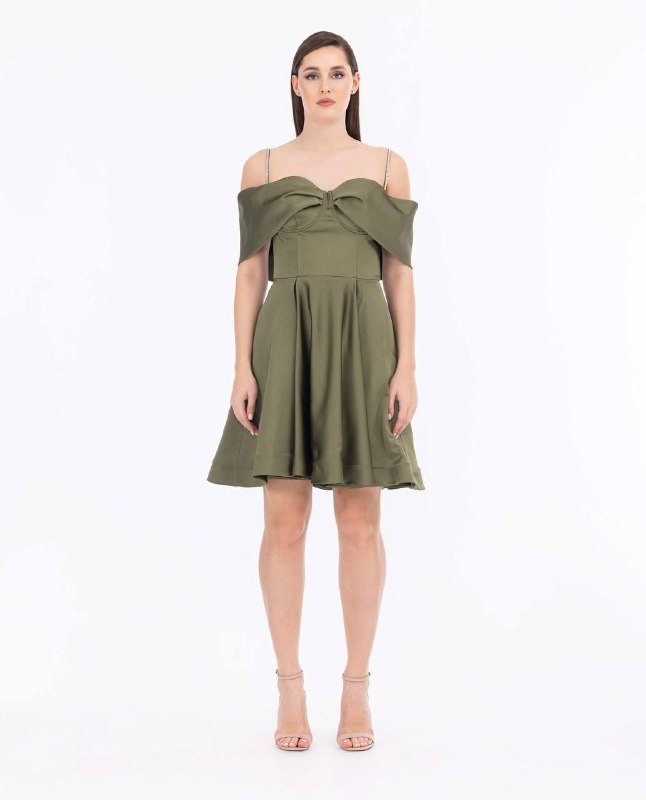 Продаю красивое платье Ilmio