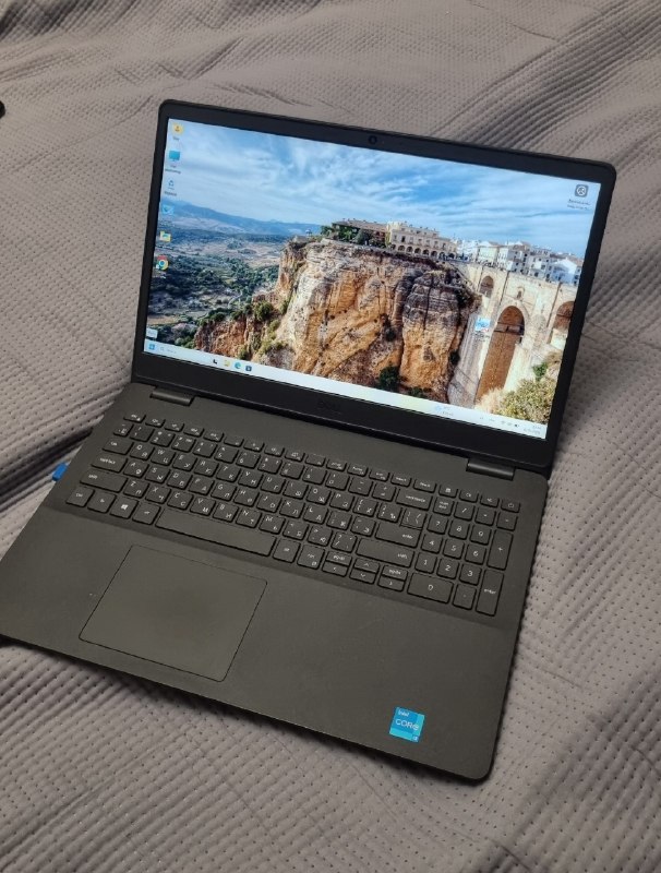 Продам ноутбук Dell Vostro 3500