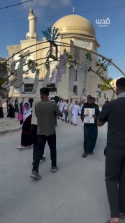 حفظة قرآن في خانيونس يحتفلون وسط الدمار والحصار