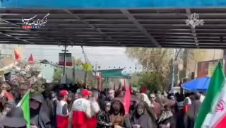 🎦 קהל האבלים בדרך תהלוכת הדפסאל של גשר אנגה - טקס הזיכרון של ארבאין חוסייני