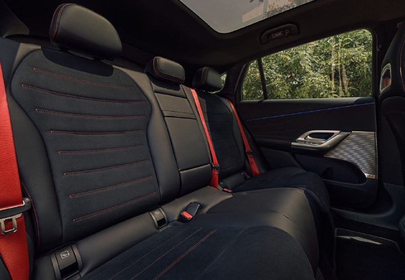 Mercedes GLC EQ выходит на рынок 3