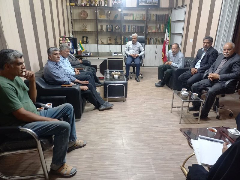 بجستان فردا: 💥جلسه بررسی تملک املاک واقع در طرح تعریض بلوار معلم بجستان💢 به گزارش روابط عمومی شهرداری بجستان ؛ جلسه بررسی و پیگیری رو