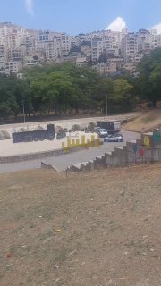 חלק מהציוד כעת באמפיתיאטרון של פארק גמאל עבד אל נאצר בשכם כדי להציג את המשחק של נבחרת מצרים נגד ארגנטינה על…